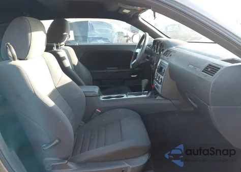 2010 Dodge Challenger Se z USA, uszkodzony, nr VIN 2B3CJ4DV8AH318616